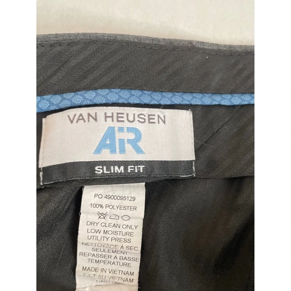 Van Heusen Men's Flat Front Dress Pants Slim Fit Straight Legs Size 36